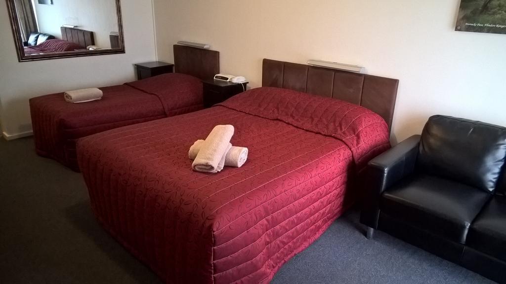 Augusta Courtyard Motel Port Augusta Quarto foto